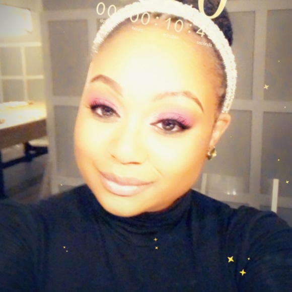 Meet your Posher, Michelle - Picture 1 of 1